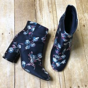 Forever 21 Blue Satin Floral Booties Heeled Side Zipper